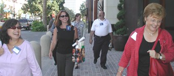 [Interactive FAM San Jose teambuilding tour]